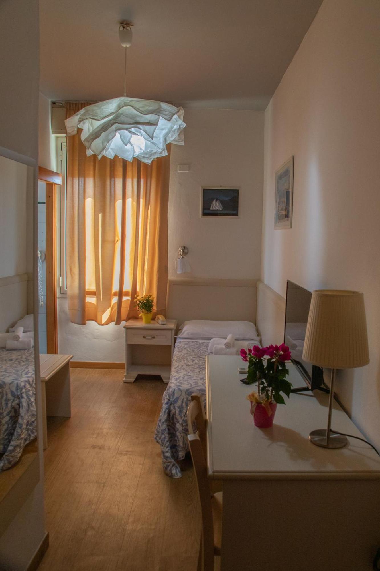 Hotel Ariston Piombino Exterior foto